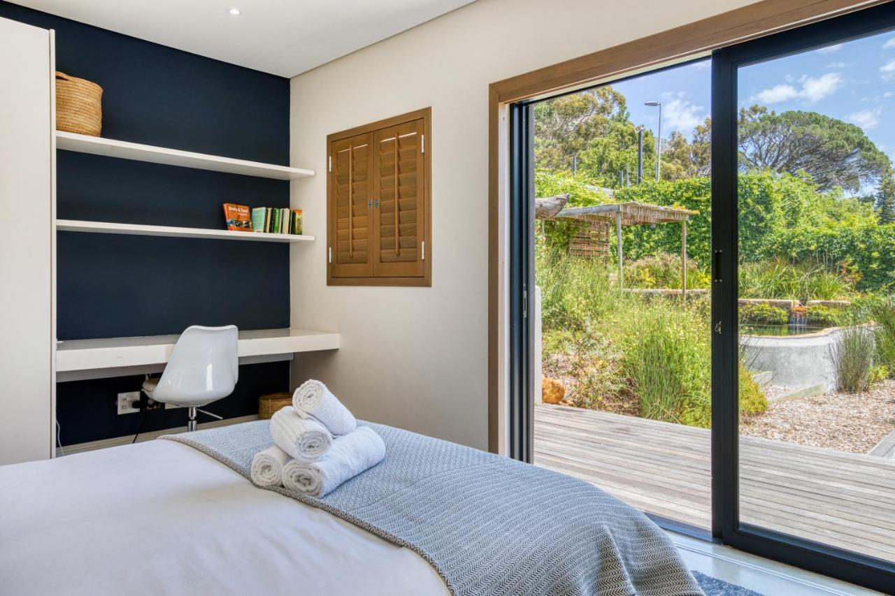 Solar-Powered Mountain Retreat With Natural Pool Cape Town Luaran gambar